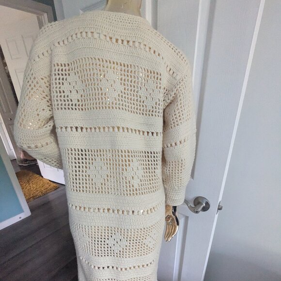 Hand-knit dress - Picture 3 of 6
